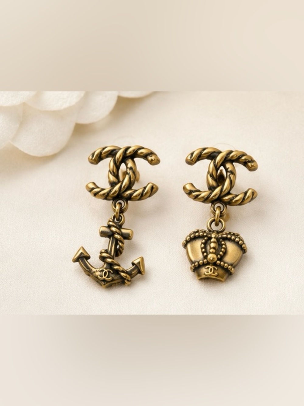 Vintage Style Asymmetrical Anchor & Crown Drop Earrings | Gold Tone